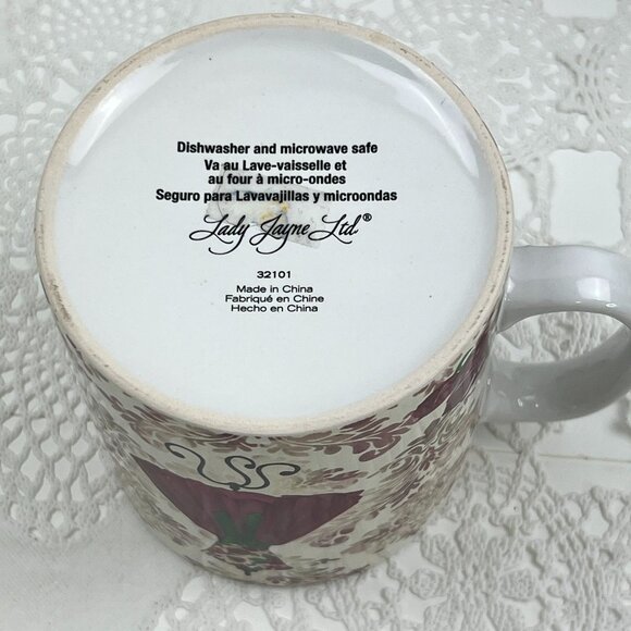 Lady Jayne Ceramic Coffee Mug 16 Oz Red Dress - Picture 2 of 11
